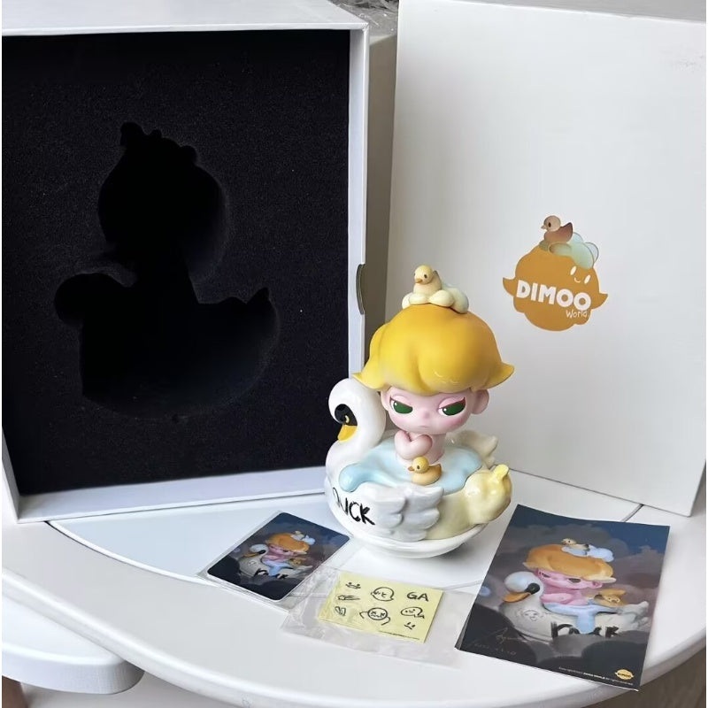 DIMOO Graffiti Duck Limited Figure White