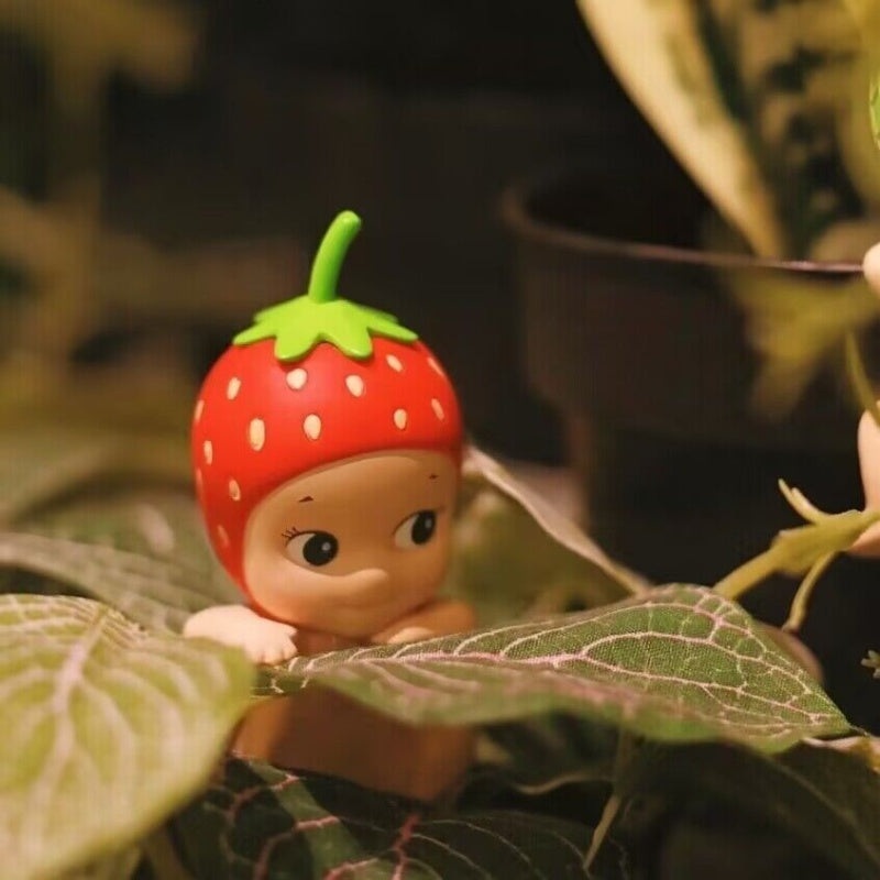 Sonny Angel HIPPERS Harvest Series Strawberry