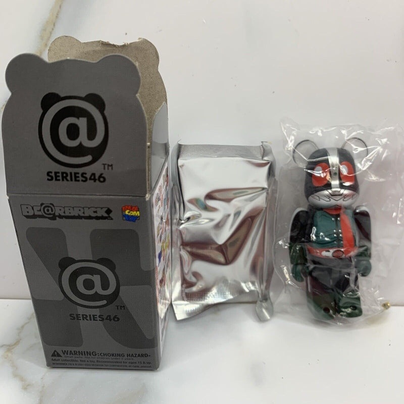 Bearbrick Series 46 Secret Hero Masked Kamen Rider Variant 100%