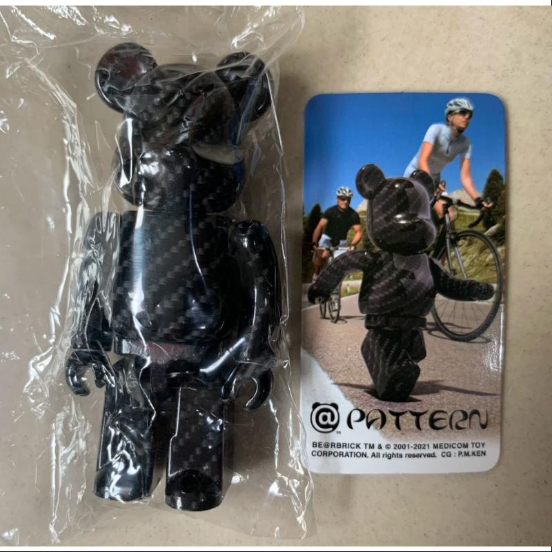 Bearbrick Series 43 PATTERN Carbon Fiber 100%