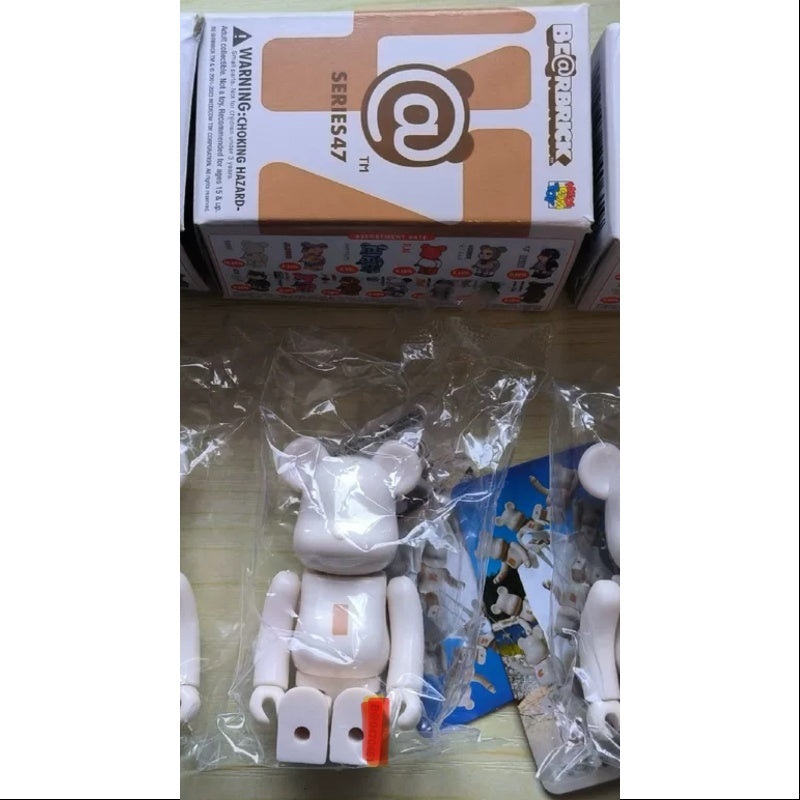 Bearbrick Series 47 BASIC Word I 100%