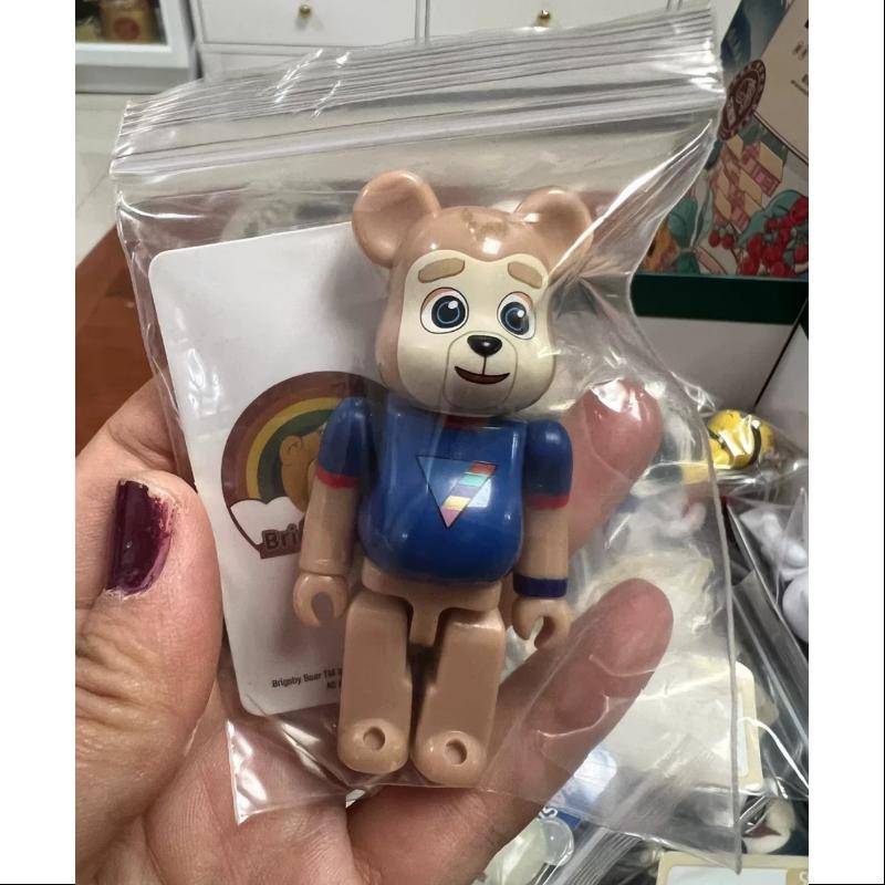 Bearbrick Series 39 ARTIST BRIGSBY BEAR 100%