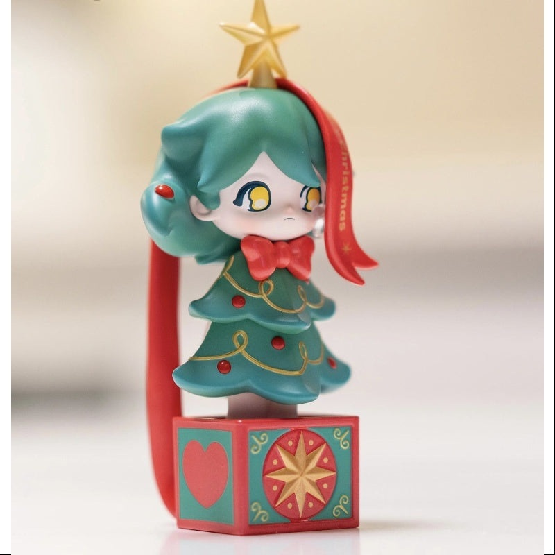 AZURA Warm Christmas Series Decorating the Tree