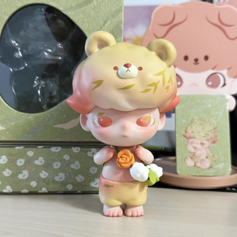 DIMOO Four Seasons Bear-Spring Sleepiness Limited Figure