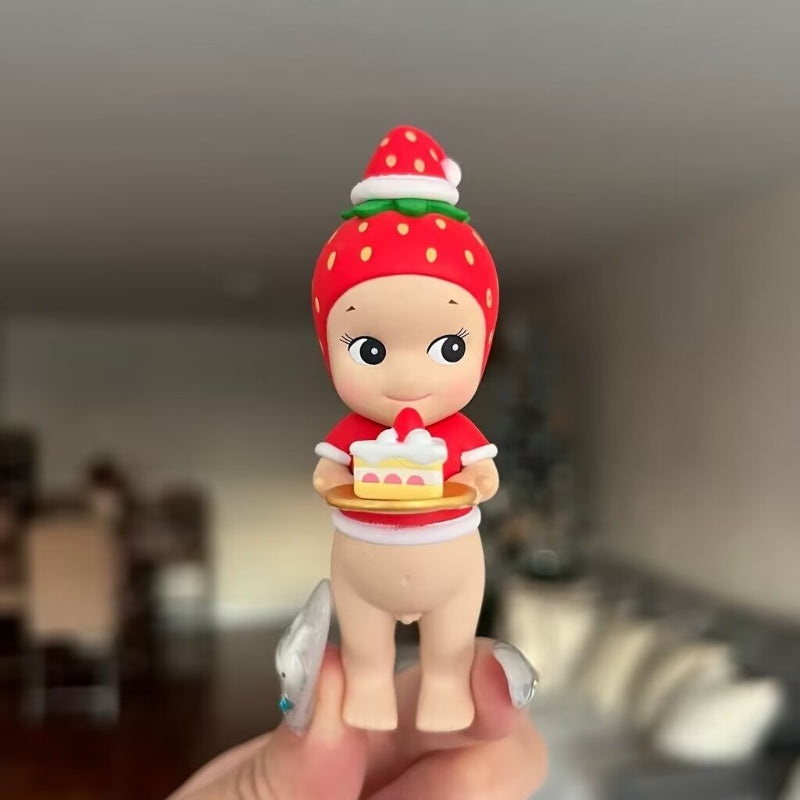 Sonny Angel Christmas Dinner Series Strawberry