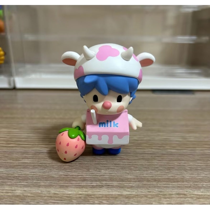 Sweet Bean Supermarket Series Strawberry Milk