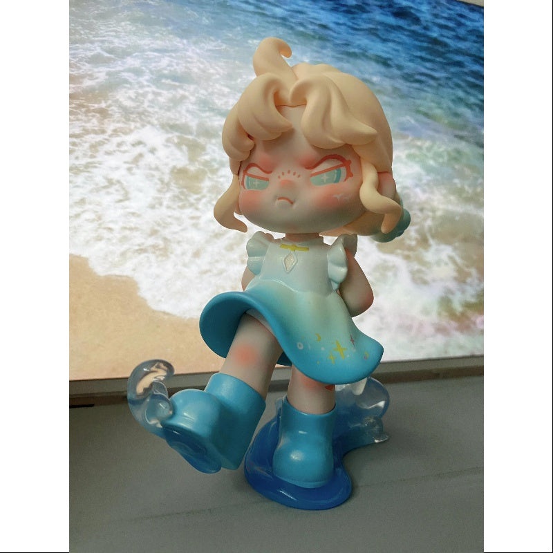 DORA Summer Figure Art Toy TNT SPACE 2024 Limited