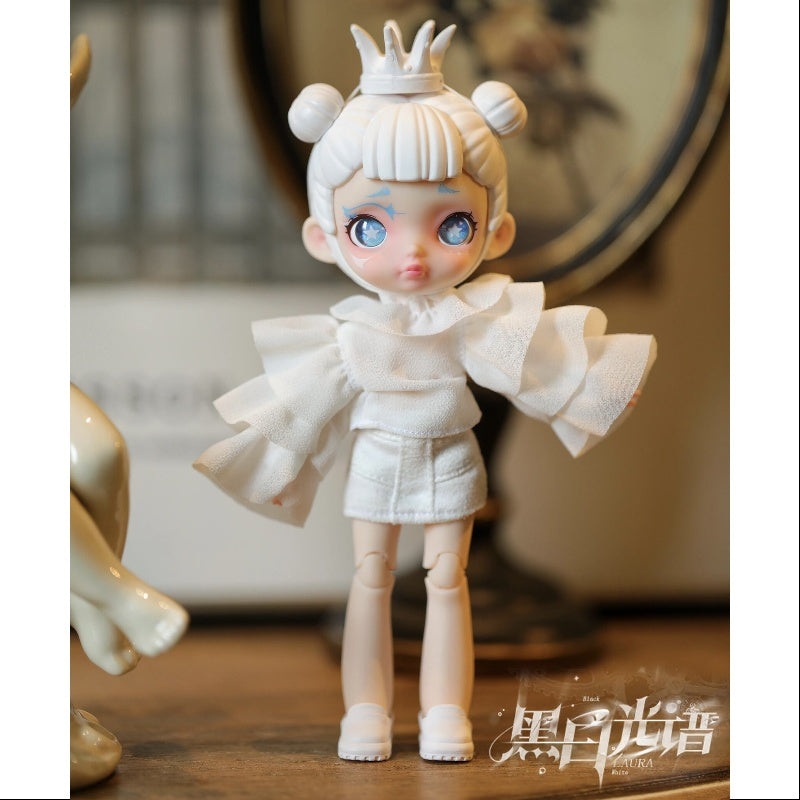 Laura Black and White Spectrum Series BJD Dreamy Crown