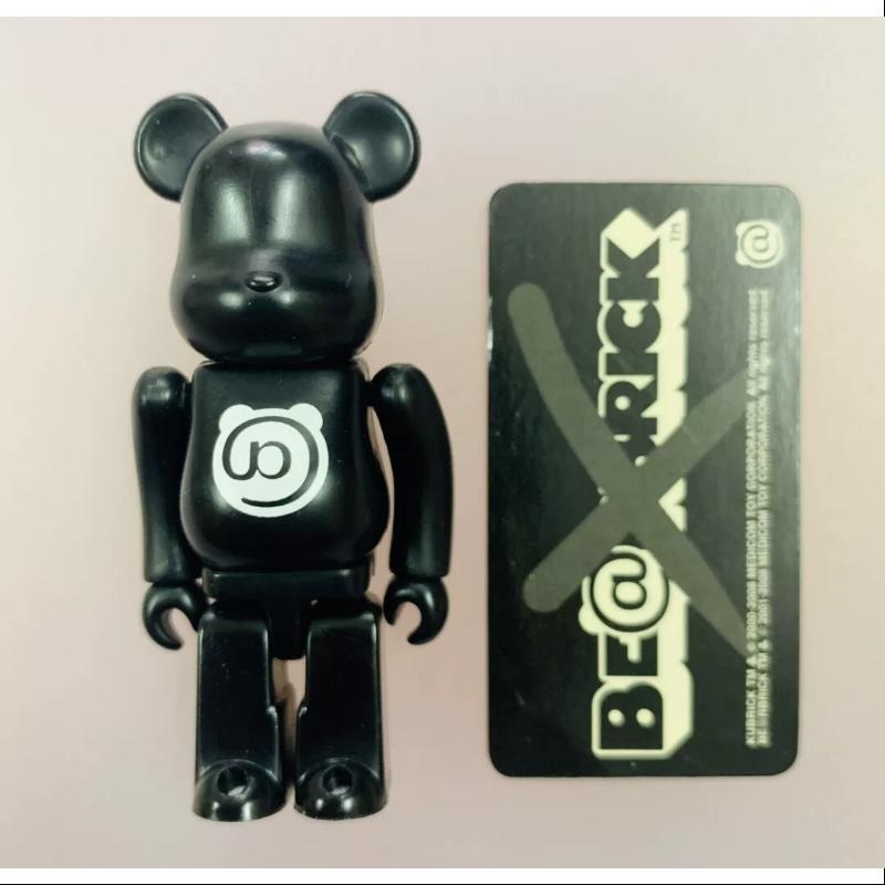 Bearbrick Series 17 Super Secret KUBRICK 100%