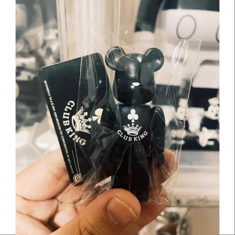 Bearbrick Series 18 Super Secret CLUB KING 100%