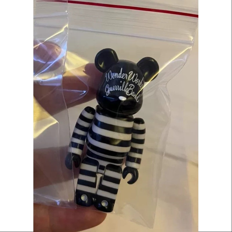 Bearbrick Series 22 ARTIST SASQATCH fabrix 100%