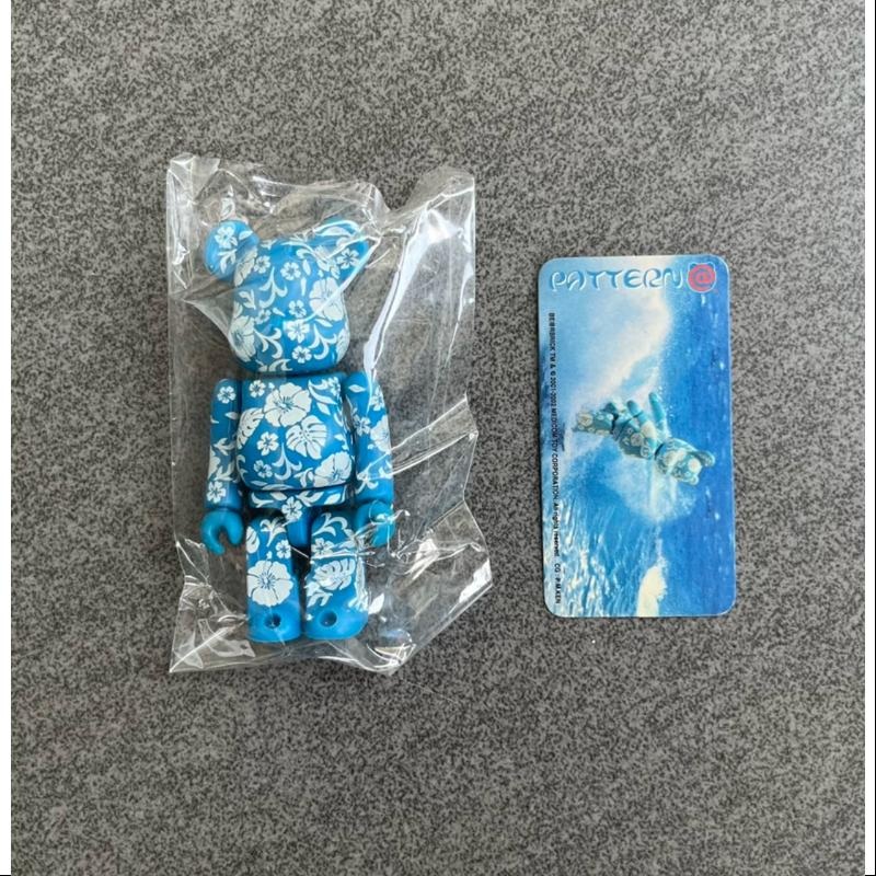 Bearbrick Series 4 Be@rbrick PATTERN Blue and white porcelain 100%
