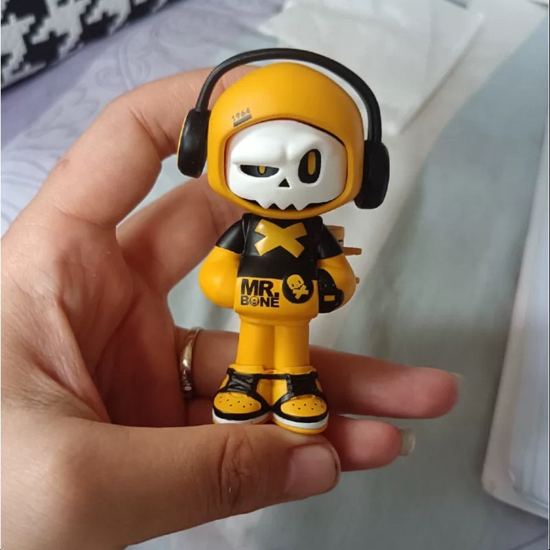 MR.BONE Mini Series 1 Bruce