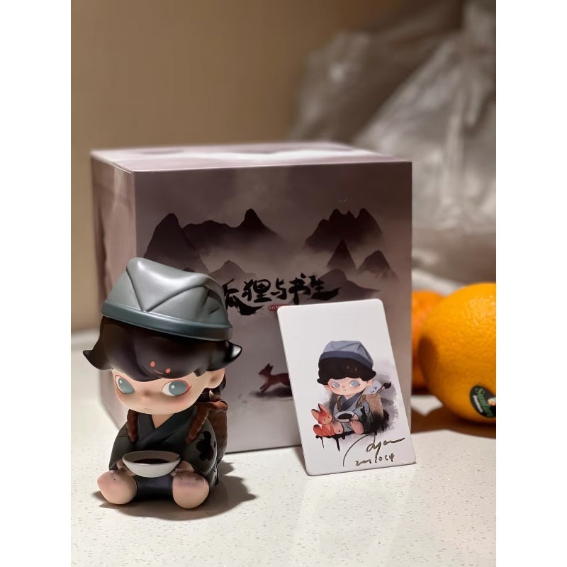 DIMOO The Fox & The Scholar Limited Figure