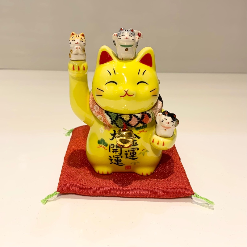 952144Lucky cat Maneki Neko Beckoning Cat