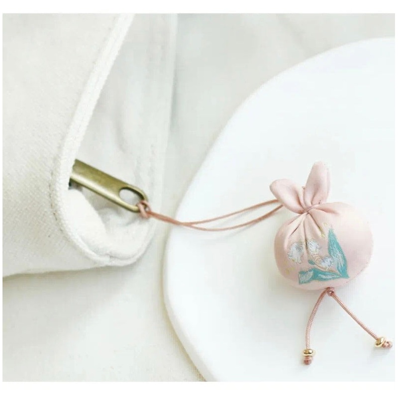 Sachet keychain- Pink Rabbit