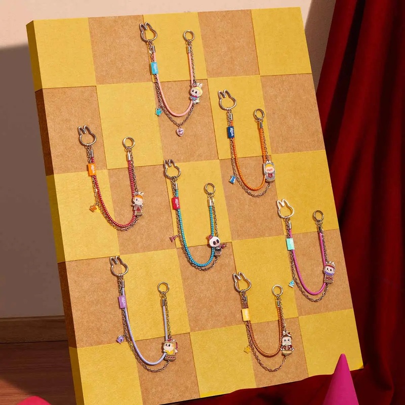 LABUBU THE MONSTERS Let’s Checkmate Series-Pendant Blind Box