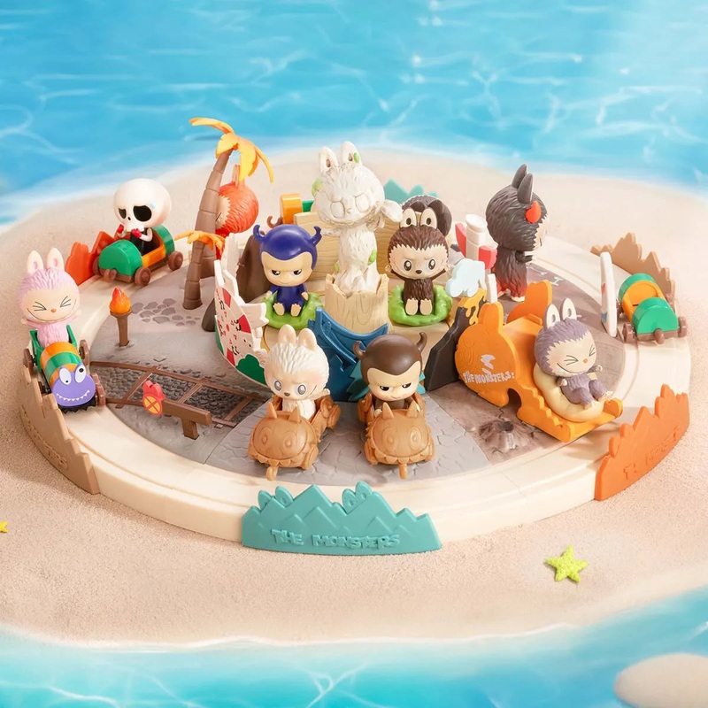 LABUBU THE MONSTERS Playing Games Series Scene Sets